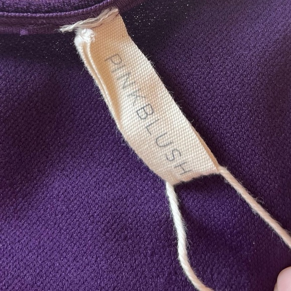 PINKBLUSH purple scalloped edge short sleeve stretch maternity dress size med - Picture 5 of 6